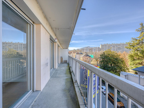 Appartement à  Chambéry (73000), 4 pièces
