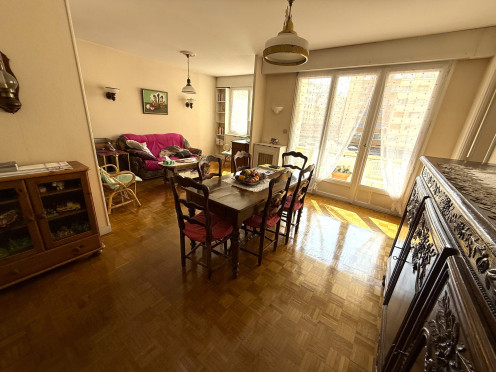 Appartement à  Aix-les-Bains (73100), 4 pièces