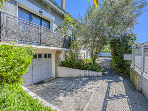 Maison à  Aix-les-Bains (73100), 5 pièces