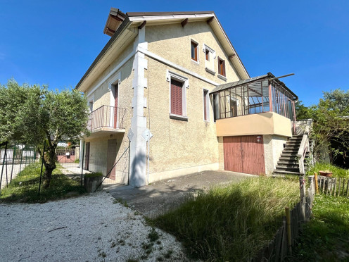 Appartement à  Aix-les-Bains (73100), 4 pièces