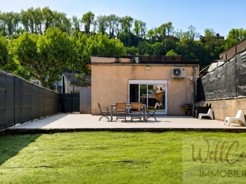 Maison de ville à  Aix-les-Bains (73100), 5 pièces