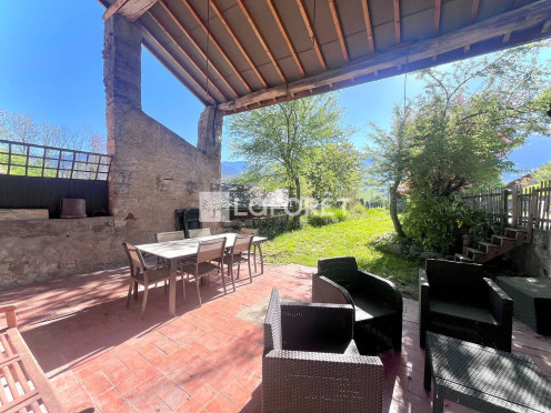 Maison à  Curienne (73190), 7 pièces