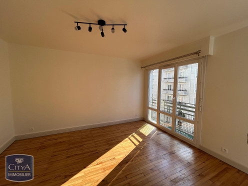Appartement à  Chambéry (73000), 3 pièces
