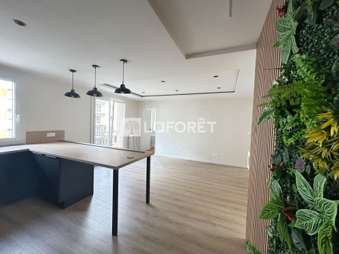 Appartement à  Aix-les-Bains (73100), 4 pièces