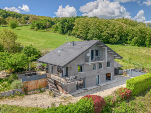 Villa à  Entrelacs (73410), 7 pièces