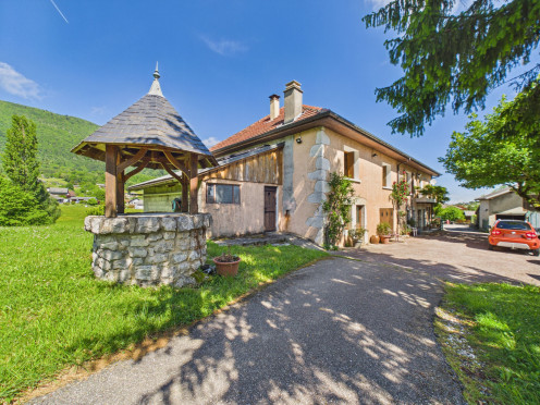 Maison à  Vimines (73160), 8 pièces