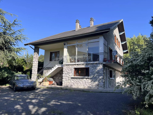 Maison à  Chambéry (73000), 10 pièces