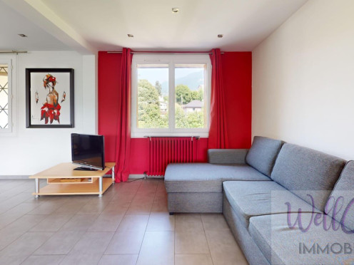 Maison à  Aix-les-Bains (73100), 8 pièces