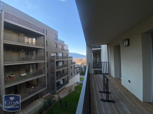 Appartement à  Chambéry (73000), 2 pièces