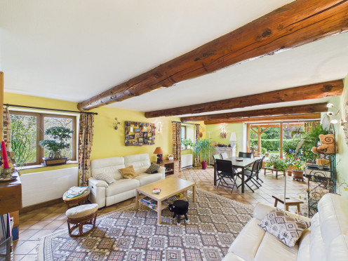 Maison à  Aix-les-Bains (73100), 9 pièces