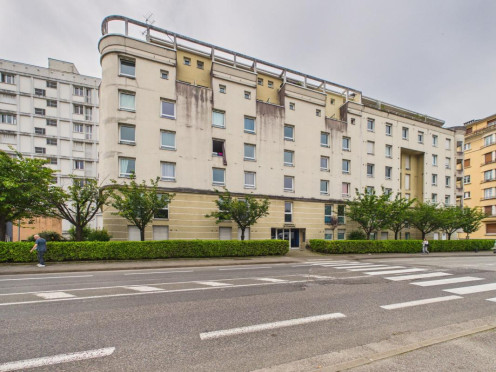 Studio à  Chambéry (73000), 1 pièces