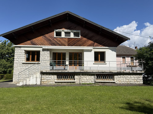 Villa à  Chamoux-sur-Gelon (73390), 6 pièces