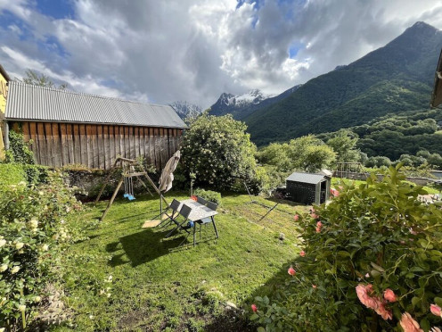 Maison à La Chapelle (73660), 5 pièces