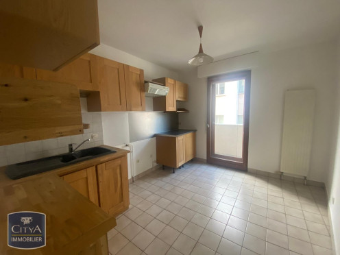 Appartement à  Chambéry (73000), 3 pièces
