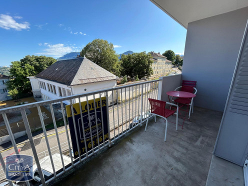 Appartement à  Jacob-Bellecombette (73000), 4 pièces