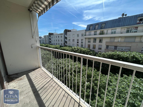 Appartement à  Chambéry (73000), 3 pièces