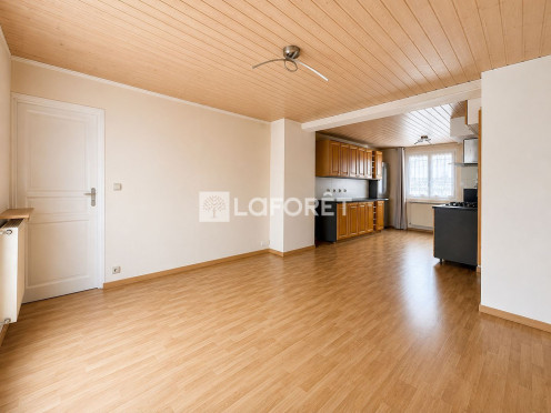 Appartement à  Chambéry (73000), 4 pièces