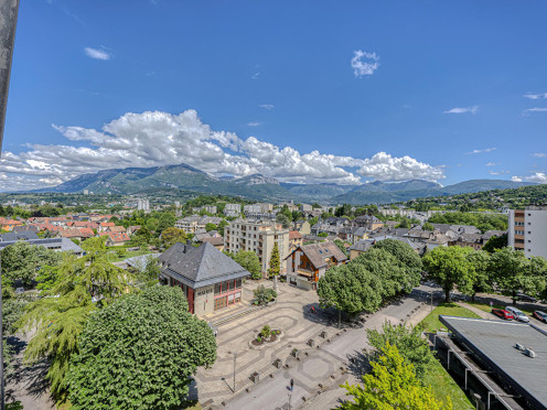 Appartement à  Cognin (73160), 3 pièces