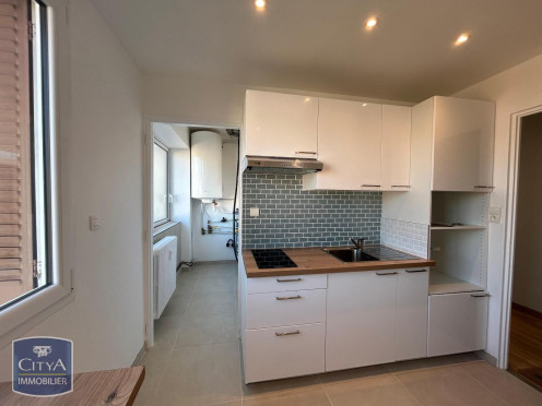 Appartement à  Chambéry (73000), 3 pièces