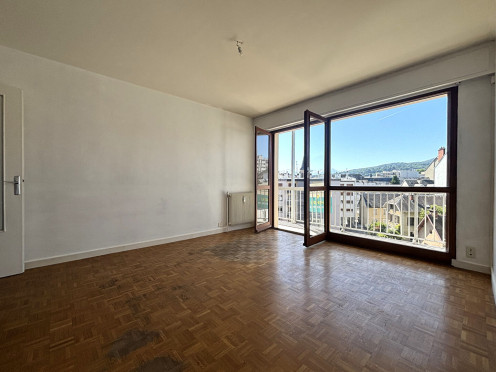 Appartement à  Chambéry (73000), 2 pièces