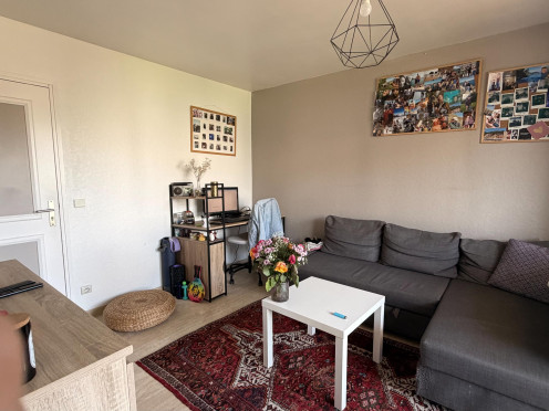 Studio à  Aix-les-Bains (73100), 1 pièces
