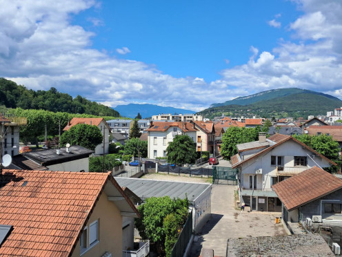 Appartement à  Aix-les-Bains (73100), 2 pièces