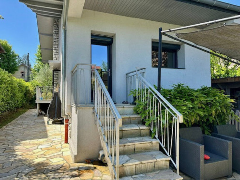 Maison à  Aix-les-Bains (73100), 5 pièces