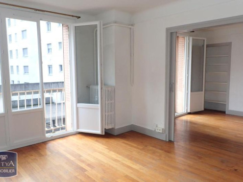 Appartement à  Chambéry (73000), 4 pièces