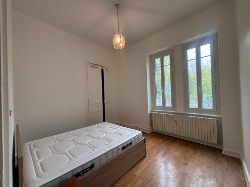 Appartement à  Challes-les-Eaux (73190), 2 pièces
