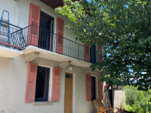 Appartement à  Saint-Jean-de-la-Porte (73250), 4 pièces