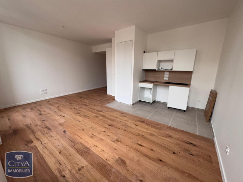 Appartement à  Chambéry (73000), 2 pièces