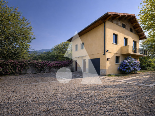 Appartement à  Aix-les-Bains (73100), 3 pièces