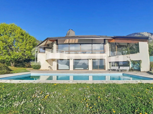 Villa à  Pugny-Chatenod (73100), 14 pièces