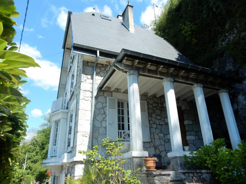 Maison à  Aix-les-Bains (73100), 11 pièces