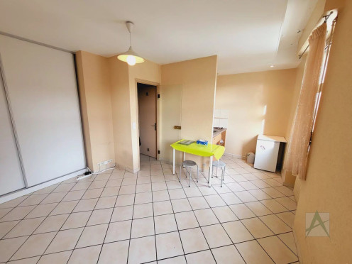 Appartement à  Chambéry (73000), 1 pièces