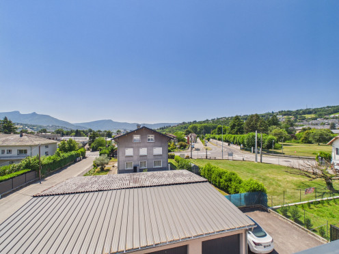 Appartement à  Bassens (73000), 3 pièces