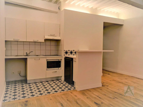 Appartement à  Chambéry (73000), 2 pièces