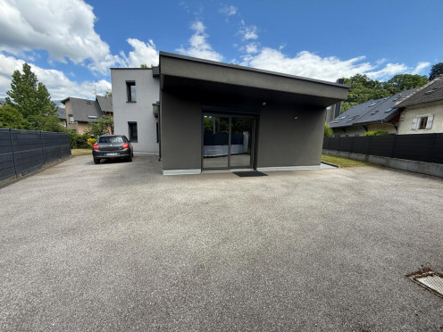 Villa à  Chambéry (73000), 4 pièces