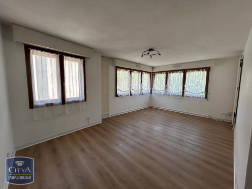Appartement à  Chambéry (73000), 3 pièces