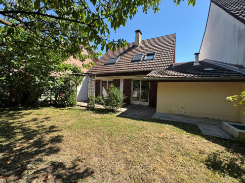 Maison à  Cognin (73160), 4 pièces