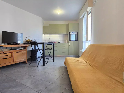 Appartement à  Chambéry (73000), 2 pièces