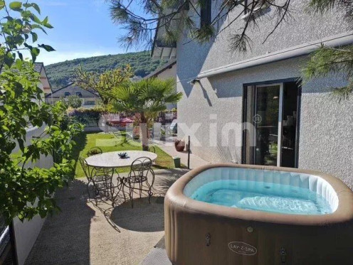 Maison à  Aix-les-Bains (73100), 4 pièces