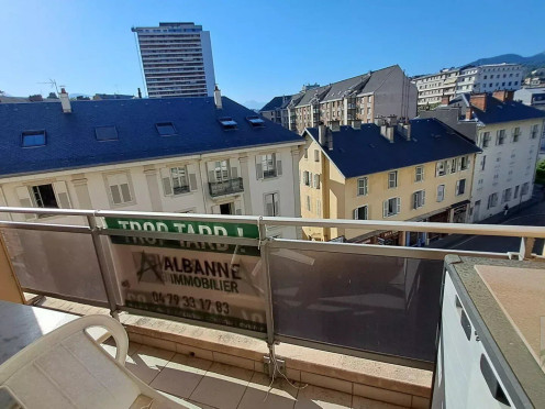 Appartement à  Chambéry (73000), 2 pièces