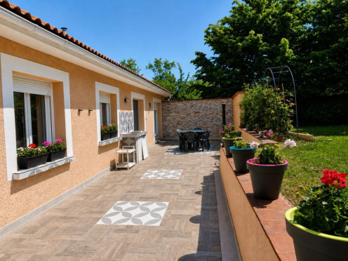 Maison de ville à  Pressins (38480), 5 pièces