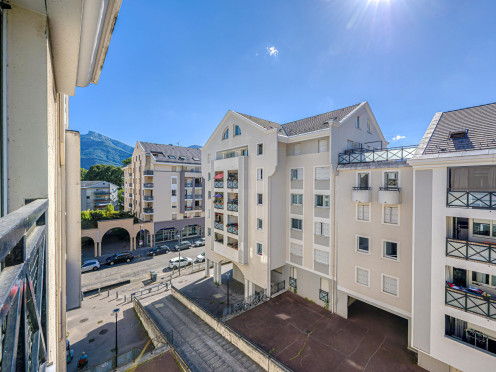 Appartement à  Chambéry (73000), 2 pièces