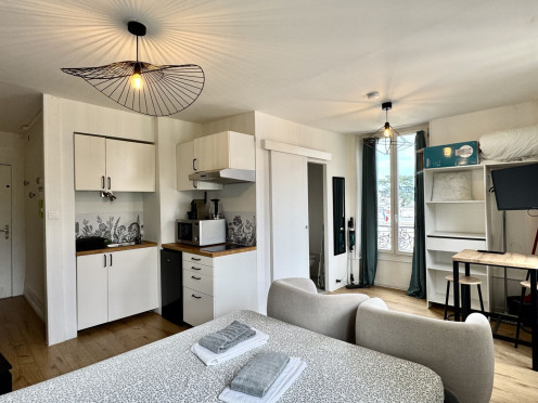 Appartement à  Aix-les-Bains (73100), 1 pièces