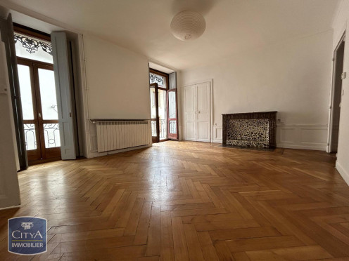Appartement à  Chambéry (73000), 5 pièces