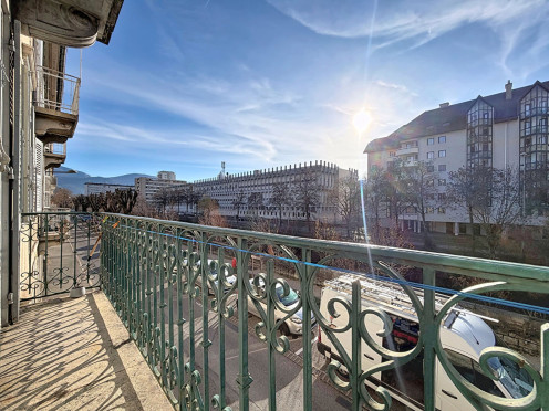 Appartement à  Chambéry (73000), 3 pièces