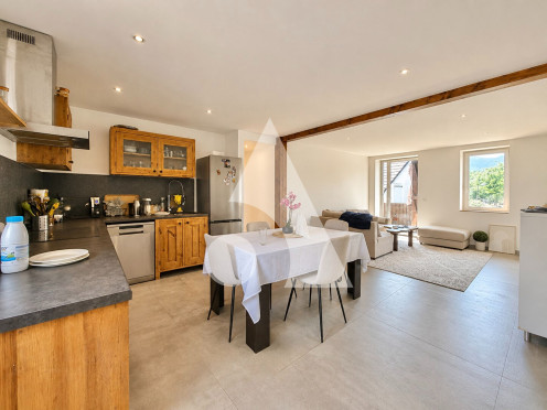 Appartement à  Aix-les-Bains (73100), 3 pièces