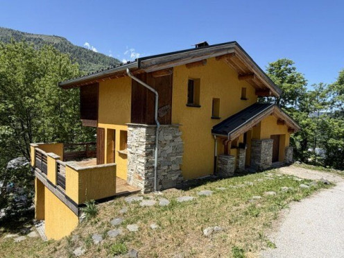 Maison à  Valmeinier (73450), 4 pièces